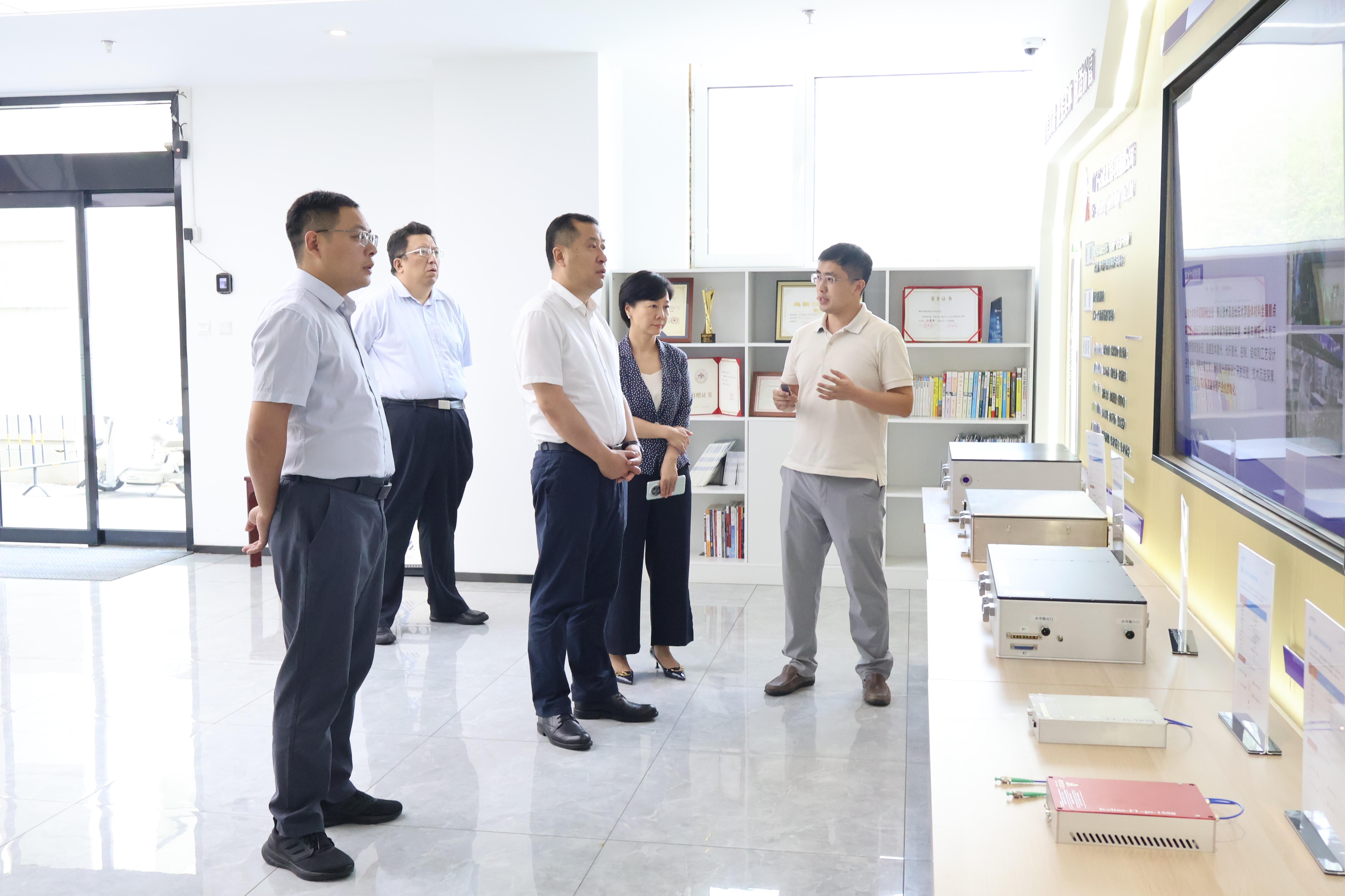 济南市科技局莅临星辰影视考察调研